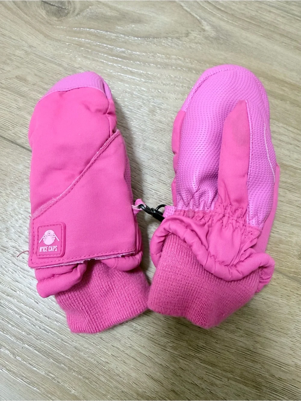 N’Ice Caps weather cuffs clean